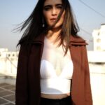 Karishma Tanna Instagram – Hello December ❤️
You’re my fav month 😍

#pots #love #mood #karishmatanna #instagood 

@ananyaarora2013 

Brown look 
Overcoat by – @labelmannatgupta
Earrings- @blingthingstore 
@aartigupta5565 
@makeitupwithsimmy 
@ravii_dixit