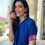 Karishma Tanna Instagram – Feeling blue ??? 💙

@saphedliving 

@shvet_silver