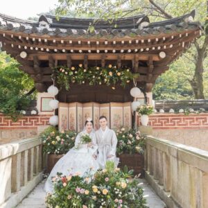 Karthika Nair Instagram - 🇰🇷❤🇬🇧

The best wedding ever!
 Soo proud to be a part of this special couples journey from college life to married life...

Love you  @___jamie.l my Seoul sista!