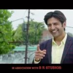 Kartik Aaryan Instagram - Chintu Tyagi ki hansi 3 saal baad bhi waisi ki waisi hai #3YearsOfPatiPatniAurWoh ❤️
