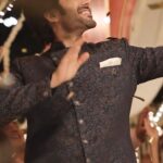 Kartik Aaryan Instagram - Manyavar Kartik Aaryan ☺️ #Manyavar #Wedding2022 #WeddingOutfit @manyavar