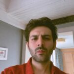Kartik Aaryan Instagram - Doritos didn’t let me eat even a single Chip 😡 Ab toh Shoot hi nahi karunga TVC 😡