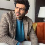 Kartik Aaryan Instagram - 🖤