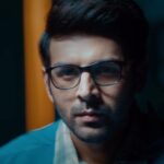Kartik Aaryan Instagram - Freddy अलग hai... TWISTED sa 🖤 #ReadyForFreddy #2ndDecember 🐢 @disneyplushotstar @alayaf @ektarkapoor @shobha9168 @jayshewakramani @ghoshshashanka @bhavinisheth @kamera002 @aseemarrora @ipritamofficial @kamil_irshad_official @balajimotionpictures @nlfilms.india @nh_studioz @tips @kumartaurani @gauravbose_vermillion @praveenkaushal08 @houseofaweindia @parveezshaikh3 @shreyans_hirawat