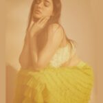 Ketika Sharma Instagram - Hello birthday month 👸✨ @arifminhaz 🔥 @rashmitathapa 😘 #hello #december #2022 #loveandlight