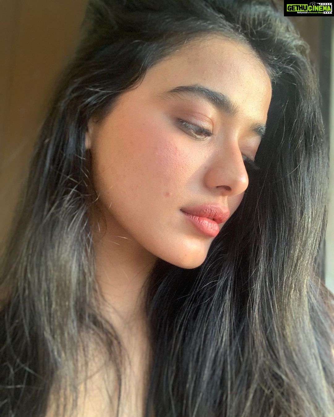 Ketika Sharma - 327.1K Likes - Most Liked Instagram Photos