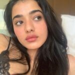 Ketika Sharma Instagram - Golden hour things 💁🏻‍♀️ #uncontrollable #selfies #happening #nofilterneeded #goldenhour #stuff #love #and #golden #light