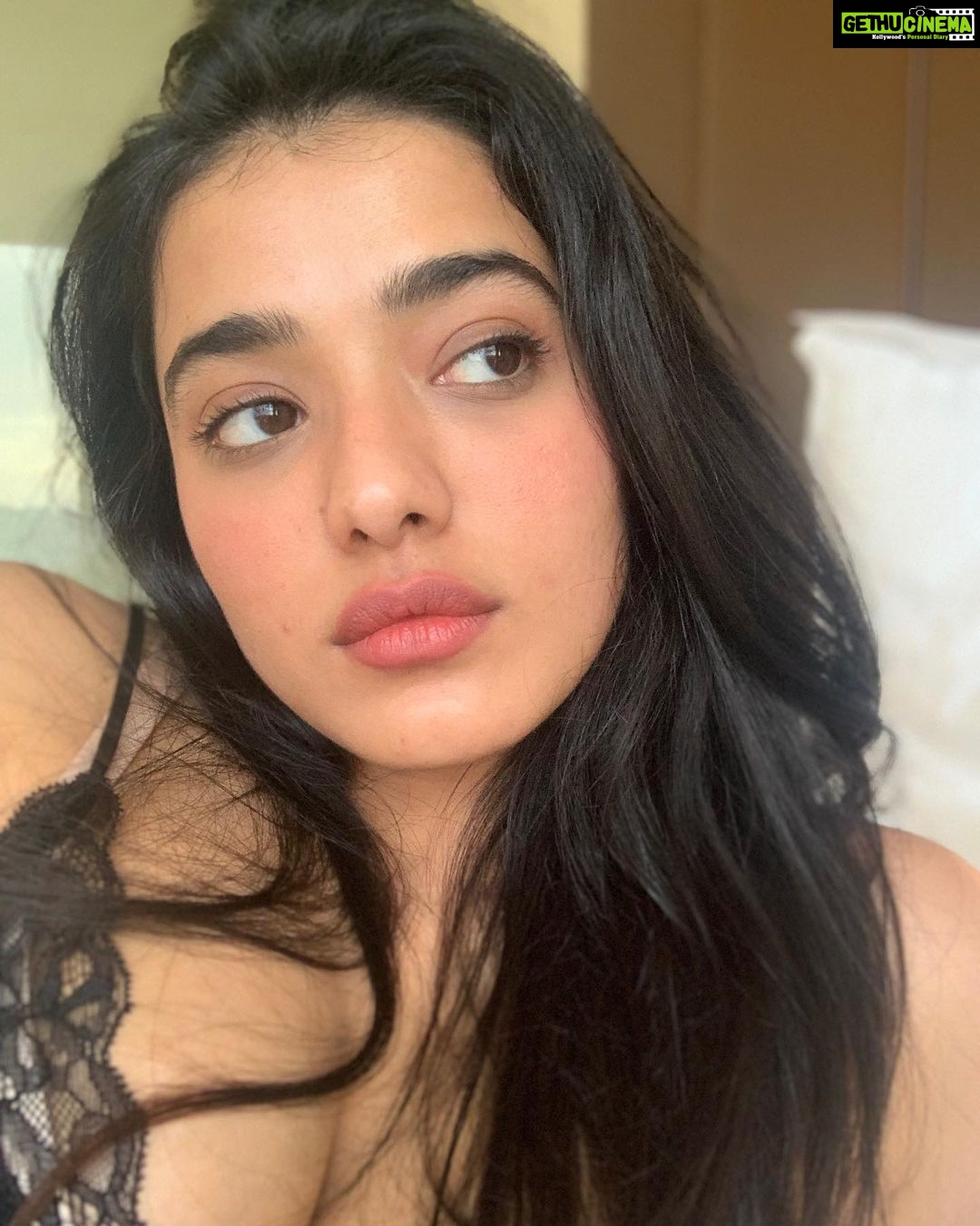 Ketika Sharma - 327.1K Likes - Most Liked Instagram Photos