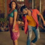 Kiara Advani Instagram - BIJLI BIJLI BIJLI!!! ⚡️⚡️⚡️ . We had a blast dancing our hearts out and now it’s your turn. Loving all the videos coming into our dm’s of you all dancing to #Bijli… keep them coming!!! . #GovindaNaamMeraOnHotstar | Dec 16.