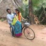 Kiran Abbavaram Instagram - Suggest a caption for this picture 🤷🏻‍♂️ #ThrowbackThursday #RajaVaaruRaniGaaru #rvrg @rahasya_gorak
