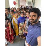 Kiran Abbavaram Instagram - With my Juniours 😍 #srkalyanamandapam #shootingdairies Annamacharya Institute Of Technology And Sciences(Autonomous)