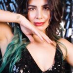 Kirti Kulhari Instagram – India’s Biiiiiiiiiiiiiiggest Fashion Sale is NOW LIVE from 10th to 16th December! 🤩
Isse Bada Sale Nahi Milega, with 50% to 90% off on your favourite fashion brands, with the Biggest Deals from @Myntra. ✨
If you never try, you’ll never know, so Go For It – download the Myntra app and SHOP NOW!
+ Myntra Insiders get up to 20% extra off, and New users get Flat Rs.500 off + Free shipping on first order.🥳

#MyntraEORSIsLIVE #EORS2022 #MyntraEndOfReasonSale #CelebratewithMyntraEORS #IndiasBiggestFashionSale #MyntraEORS2022 #EndOfReasonSale #MyntraEORS17 #GoForIt #IfyouNeverTryYoullNeverKnow #ad with @myntra @myntrabeauty