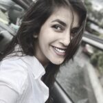 Komalee Prasad Instagram - Let there be a reason when you look back and smile on a drizzly Sunday morning 🤍 #sundayvibes #blackandwhite