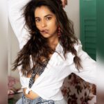 Komalee Prasad Instagram – Sweet 🌶🌶🌶

@the_pixel_farmer ‘s click
@sumaiah.tabassum ‘ styling
@makeupbyramakrishna makeup 
@naidukavala hair 
At @avo_kitchen_grill #friday
