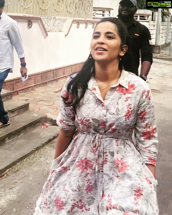 Komalee Prasad Instagram - #modernlovehyderabad ♥️ Dear @venkateshmaha I (Indu) have learnt and felt a million things in this journey of finding my penguin. You’ve taught me to laugh , to be stupid , to be truthful, to fall in love with myself and most importantly to not bother of what the society thinks of me. My perfectionist , my strength and my biggest light who always stayed in the shadows. I am forever grateful to you. Thanking you would only put an end to all these feelings so I wouldn’t while I hope to work with you again and again. You are my first dream to come true ♥️ Dear @adityajavvadidop you were always the calm to my storm. I was at so much ease and so comfortably showed my flaws knowing you were there behind the camera. Favourite for many reasons ♥️ Dear @puja.kolluru @raghunadhkotteda @rajesh.katta3 Toxic workaholics! This is the first time I’ve known what it is to get inspired by a brilliant team like yours. When I get tiered , I’d always look at you three and start again ♥️ Dear @shilpagns you delivered perfection. Reality of this nerd is so beautiful only because of your judgment. You are already a family ♥️ Dear @priya.kolluru @bhavanasagi @livpavani the besttttt costars I could ever ask for. Those vanity talks , tears , having each other’s back , everything will always remain special to me. Each of you are my favourite gems ♥️ @ankithkoyyalive @rag_mayur Indu is incomplete without Adi and the bowerbird . Had a fun time shooting. Thank you ♥️ @elahe_hiptoola Thank you for those warm , long and tight hugs. Looking at you looking at me would calm down all my anxiety. I’d cherish this friendship always ♥️ Indu will forever be etched in my heart. Thank you for all the love you all showered on us. Signing off ♥️