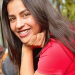 Komalee Prasad Instagram – Because you all made me smile this big ♥️ 
#grateful #love #hugs