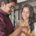 Komalee Prasad Instagram – Happy rakhi ❤️♾🌸
