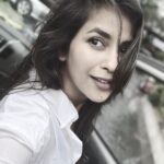 Komalee Prasad Instagram - Let there be a reason when you look back and smile on a drizzly Sunday morning 🤍 #sundayvibes #blackandwhite