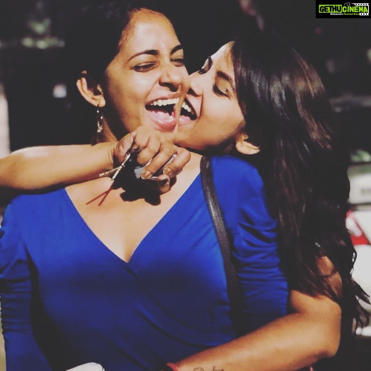 Komalee Prasad Instagram - @divishareddy i am blessed to have a friend like you! By the way all of you out there happy Friendship day !! Spread love and make everyday a friendship day ☺️☺️