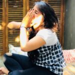Komalee Prasad Instagram - Ye jo gehre sannate hai , wakt ne sabko hi baante hai.. Thoda gham hai sabka qissa, thodi dhoop hai sabka hissa #zindaginamilegidobara ❤️❤️