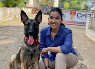 Komalee Prasad Instagram - What would you caption her ?? 💥💥♥️♥️ #varsha #hit2 @happy_dogs_training_school