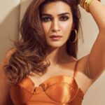 Kriti Sanon Instagram - Kindly Copper-ate! 🧡🤪 Bond Girl vibe!