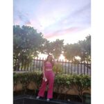 Krutika Desai Khan Instagram - Travel Lover 🧚🏻‍♀️ Fits - @woowzerzofficial Style Partner - @ceejey777 #jammu #traveldiaries #pretty #pink #hue #luxury #lifestyle #positivevibes #spreadlove ♥️ Radisson Blu Jammu