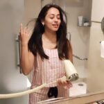 Krutika Desai Khan Instagram - 💕