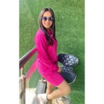 Krutika Desai Khan Instagram - Winners never quit and quitters never win 🦄 Win your goals in active wears by @invisigo.in 🎯 #activewear #pink #punk #kd #krutikadesai #positivevibes #krutikadesai #kd #spreadlove