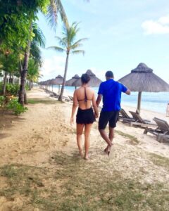 Lara Dutta Instagram - Walking into the sunset with my favourite adult humanbeing! 😍😂😍. @mbhupathi