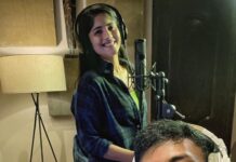 Leon James Instagram - Look who’s the new singer in town @meghaakash ! 🎤💥 New song out now ! Link in Bio! 😄 @adithyark.music @ko.sesha @vignesh_sha_pn @tipstamilofficial #LarkStudios #SingleShankarumSmartphoneSimranum