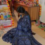 M.M. Manasi Instagram - Day 3 Blue Colours of Navaratri Absolutely love this audio by my dearest baccha @monisshamm♥️ Can you guys guess the song!?? Have you been following her Navaratri series!?? V.c Our dearest Kasturi akka♥️ #Day3 #Blue #ColoursOfNavaratri #Reels #Reelit #reelitfeelit #festivedays #golu #saree #sareelove #Sareestagram #sareesofinstagram #bandhani