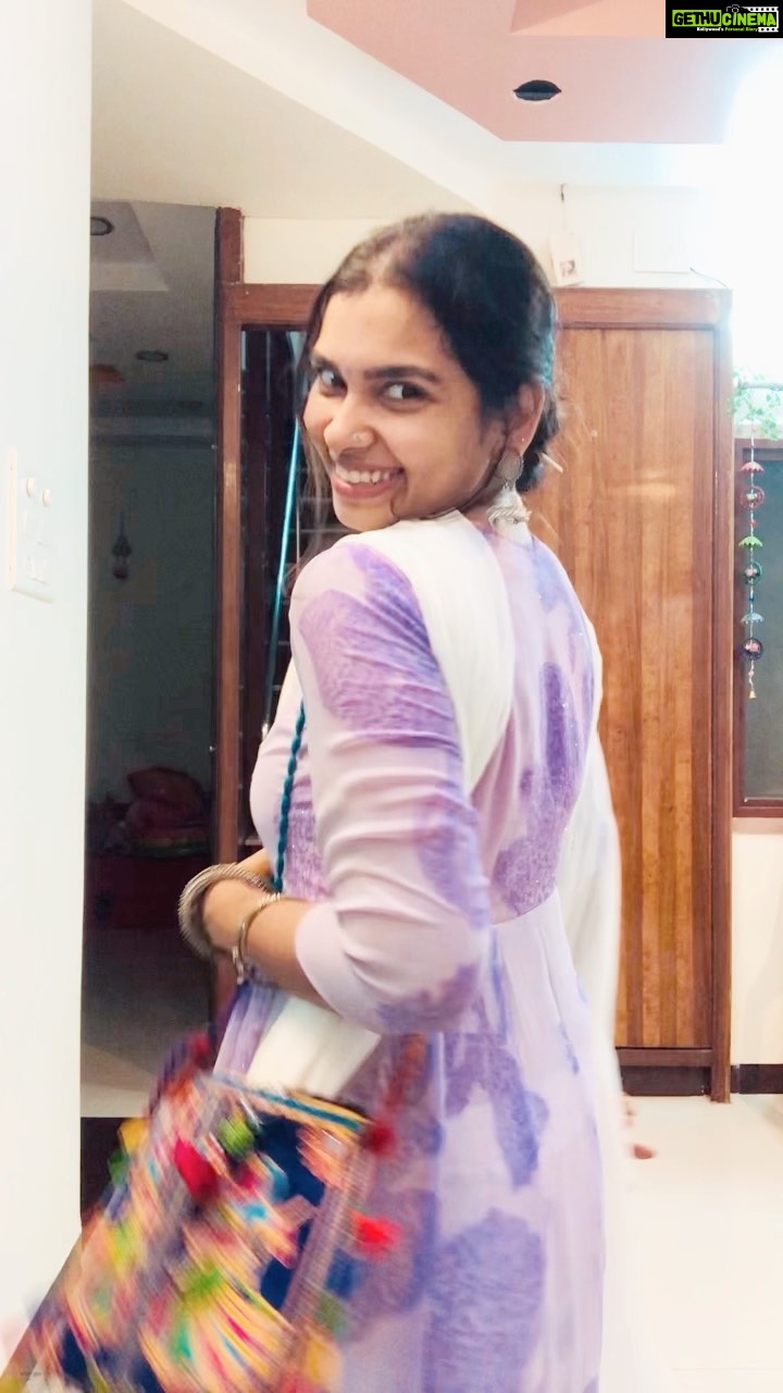 M.M. Manasi Instagram - Cos my Besttt Friend’s song gives me all the feels… Also felt cute in this beautiful dress🥰 ❤️❤️ Listen to the entire album of Lucky Man .. V2 Brothers @vicky_balasubramanian and @vijayanandbala Anna’s debut film in #Kannada as Music Directors ❤️ #reels #reelsvideo #reelsinstagram #kannada #kannadasongs #kannadareels #luckyman #v2brothers #manasellaneene #mybestfriend