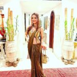 Madhoo Instagram - It was a lovely evening @mcanhealth @mirpurimaheka @tatamemorial was so happy to be a part of the greatest cause and so many generous souls….. HEART WARMING 💜💜💜💜💜💜💜💜💜💜💜💜 The Taj Mahal Palace, Mumbai