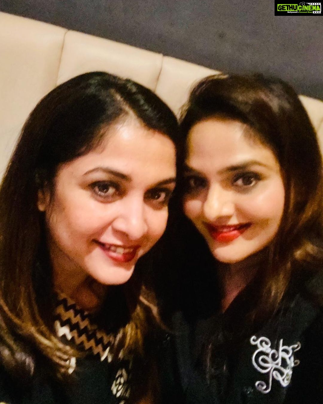 Madhoo Instagram - Happy birthday my love @meramyakrishnan 💜💜💜💜💜💜💜