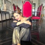 Madhoo Instagram - This is how my #thursday ❤️❤️❤️❤️❤️LOOKS