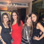 Madhoo Instagram - #funnnnn @bonita_bulchandani @lailalamba @anujabijlani @latapatel1 @sunainav2014 @gayatrikhannasabharwal @vivabulchandani @tarunasoi @farhadtaraporvala @dimpleroy4 @salimmerchant ☀️ @nisha_uttamchandani