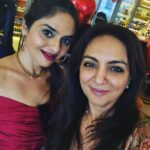 Madhoo Instagram - Happy happy birthday my darling dearest @latapatel1 💖💖💖💖💖💖💖💖💖