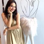 Madhoo Instagram - #party #dance away to glory @jayanraheja @sharmillakhanna @rhea100 @mirpurimaheka @ @monishajaising bonita_bulchandani @iamsonalibendre @isha_konnects @tanazdoshi @payalkilachand