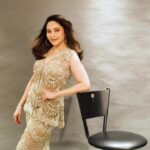 Madhuri Dixit Instagram – All eyes on me 👀✨

#tuesday #tuesdayvibes #photoshoot #reels #reelsinstagram #explore #explorepage