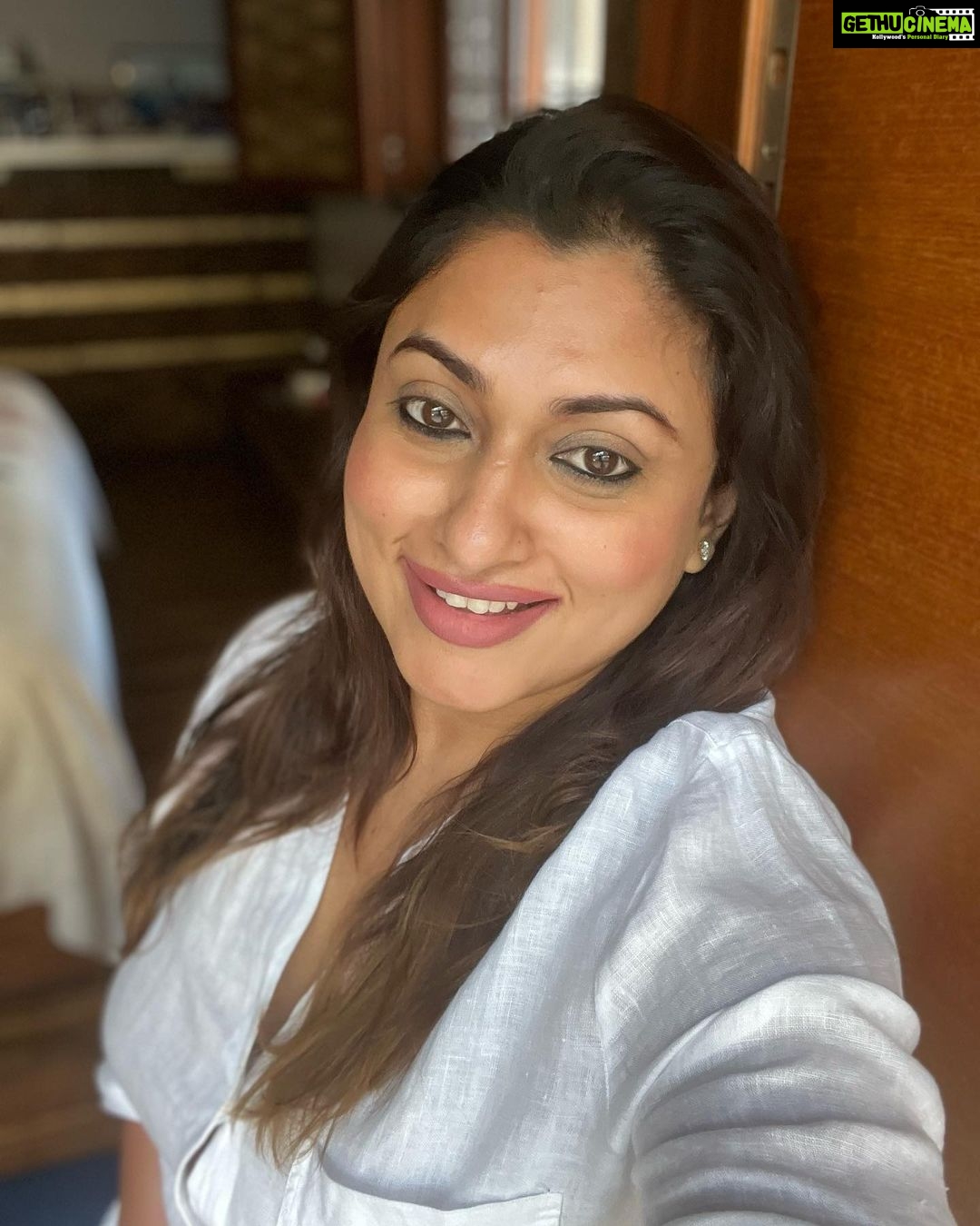 Malavika Instagram - stand strong in your light✨