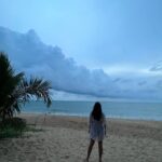 Malavika Instagram - blue sky, salty tan🫶 Maikhao Dream Villa Resort & Spa, Centara Boutique Collection