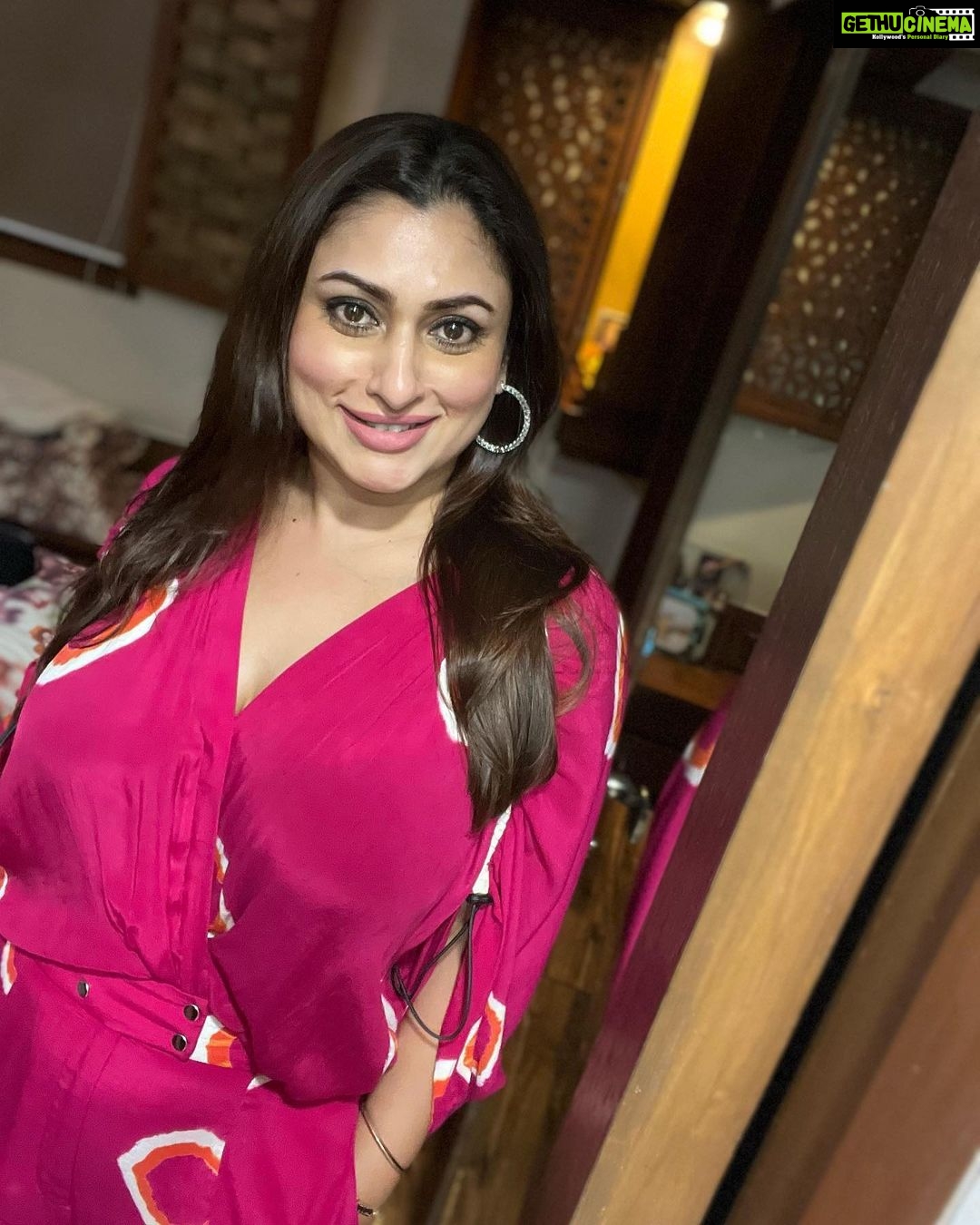 Malavika Instagram - Since forever isn’t forever, let’s vibe till whenever✨