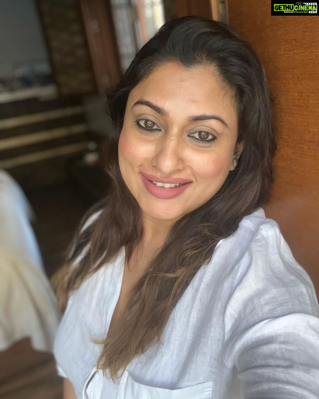 Malavika Instagram - stand strong in your light✨