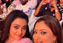Malavika Instagram - Had a stupendous event in Chennai today❤️ Thank you @ungaldevaoffl for giving me my biggest hit song #karruputhaenakupudichacolouru I wish you many many happy returns of the day☺️ God bless you ! Be happy and always keep making such amazing music! Thank you @blacksheeptamil @riazkahmed.pro Nehru Stadium Chennai