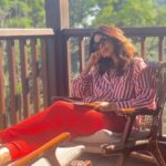 Mallika Sherawat Instagram - Catching up on my reading, I would encourage everyone to read more books, they are important for the mind, heart & soul 📖📓 . . . . . . . . . . #healthymindset #goodenergy #onelife #jungle #loveyouall #getoutside #ilovebooks #readmorebooks #positivethoughts Darjeeling