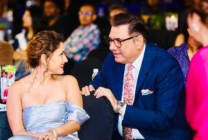 Manjari Fadnnis Instagram - Dear Boman Sir 🤗 You have no idea what an immense pleasure it was working with you on Masoom. Not just watching you at your craft but also you as a person, how lovingly you made each one of us on set your own 🤗 love you always & forever ❤️🤗 Happy Birthday 🥳