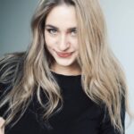 Maria Ryaboshapka Instagram - Иногда хочется выставить что-то максимально простое)) Всем отличного настроения❤️❤️ #actress
