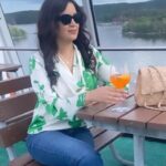 Maryam Zakaria Instagram - and a good view 😄 . . #tbt #cruise #travelreels #reelswithmz #maryamzakaria Silja Line