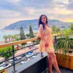 Maryam Zakaria Instagram - "Felt cute, might stay on this balcony forever” 😍 📍Alanya . . #photoshoot #balcony #traveldiaries #holiday #beautifulview #alanya #turkey #dress #style #summervibes #maryamzakaria Alanya Аланья